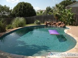 7228 Summerset Dr, Benbrook, TX 76126