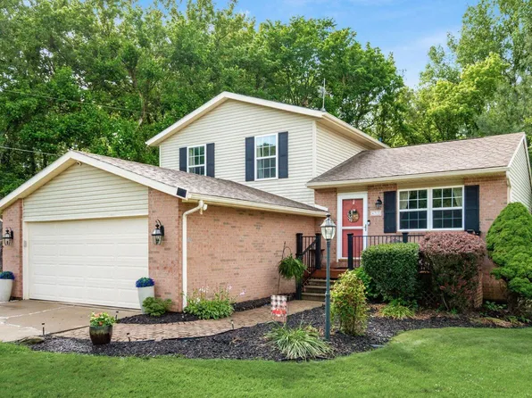 637 Livingston Ct, Heath, OH 43056
