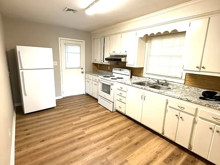 3 Mimosa Dr — Photo 5