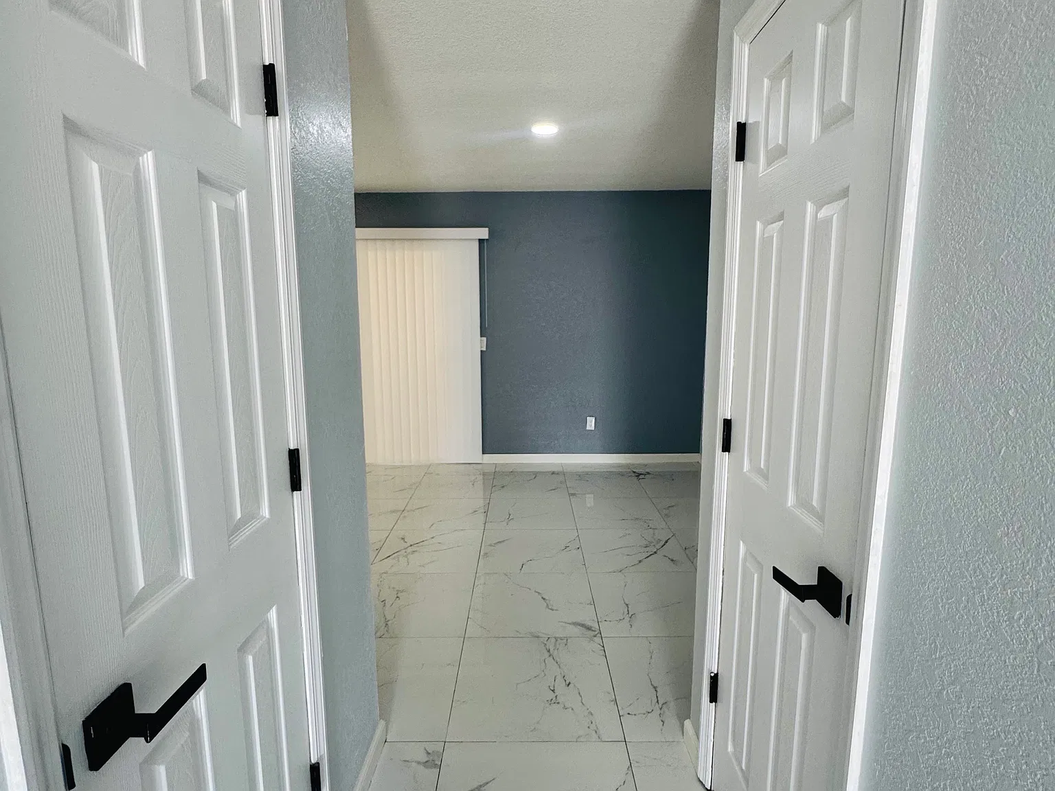 3413 Sunrise Villas Ct S — Photo 4