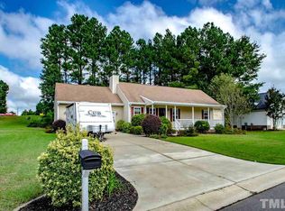 105 Barley Mill Rd, Holly Springs, NC 27540