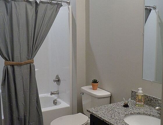 Phillips Luxury Apartments 8