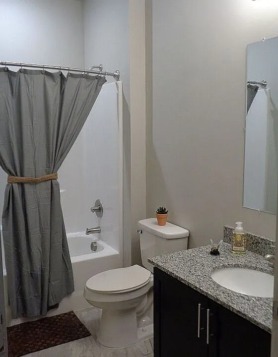 Phillips Luxury Apartments 8