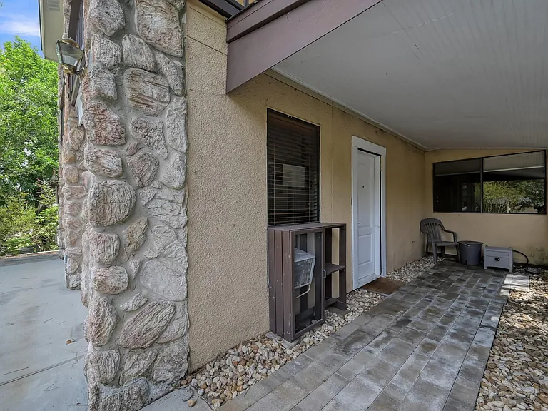 4 Waters Edge St — Photo 18