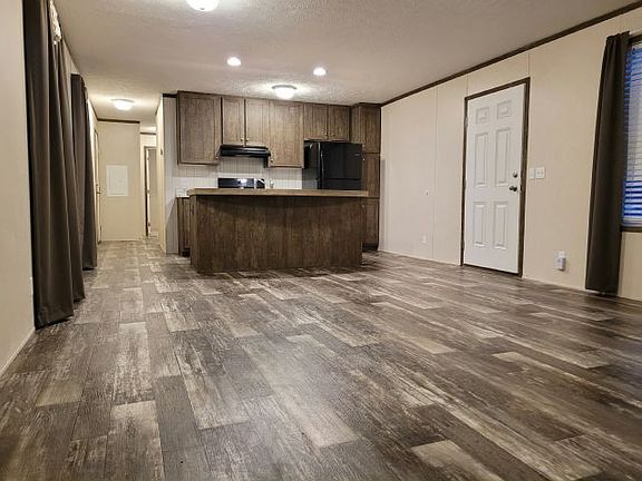 2nd image of 5 Rustic Pkwy #135