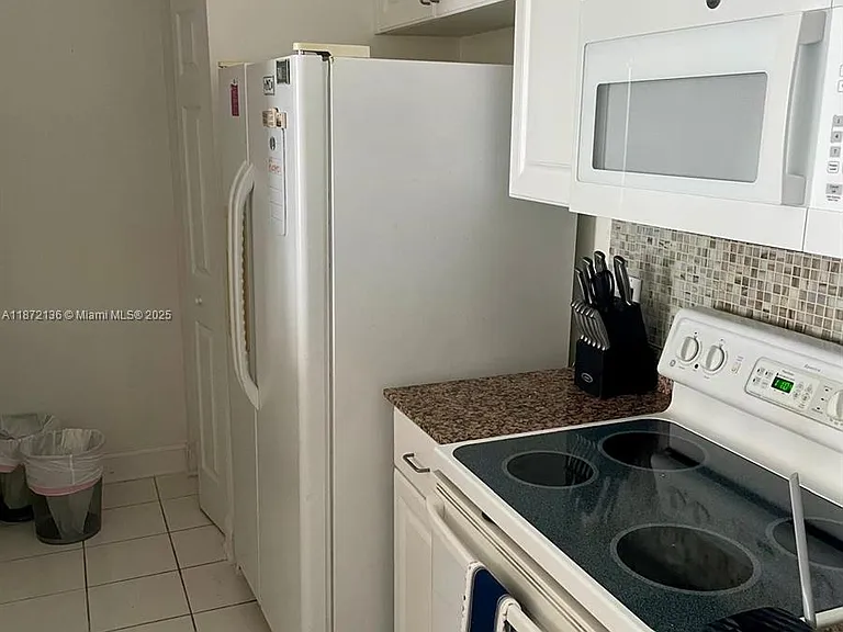 1155 Brickell Bay Dr #1805 — Photo 9