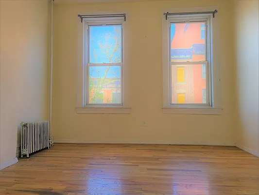 Rented by Virtual Real Estate | media 12