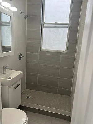 Rented by Laffey Real Estate | media 9