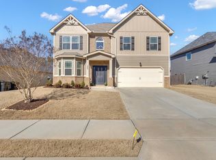 200 Maple Hill Dr, Newnan, GA