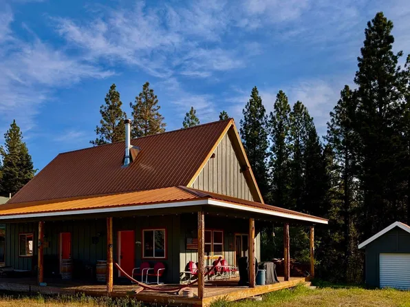 16 Skyline Ln, Garden Valley, ID 83622