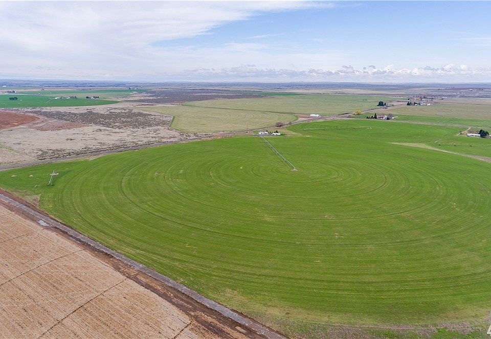 1st image of 10701 Road 12 NE