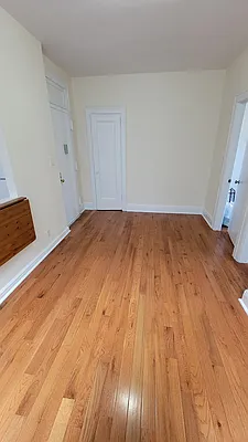 Rented by Avanguard Realty Corp | media 18