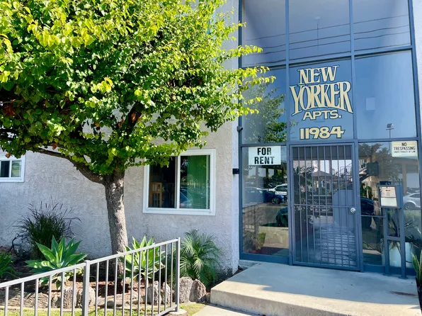 New Yorker and Blackstone, 11984 Old River School Rd #10d844ca5, Downey, CA 90242