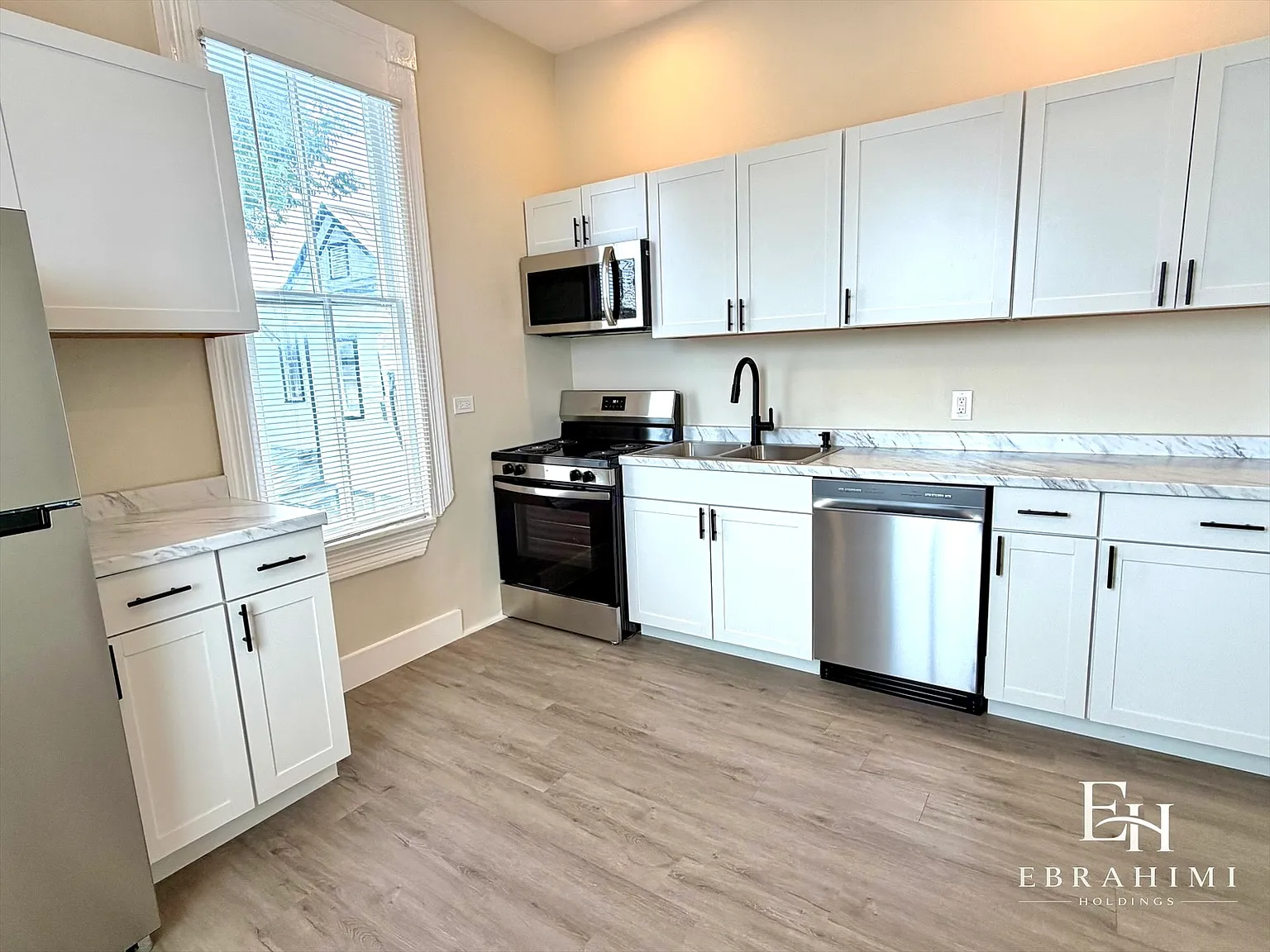 1 bed, 600 sqft, $1,150 — Photo 3