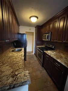 70 N. Grove Street #2-R, Freeport, NY, 11520