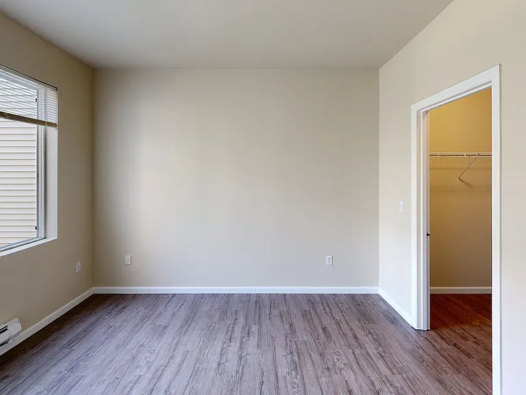 The Hawthorne Apartments — Photo 49