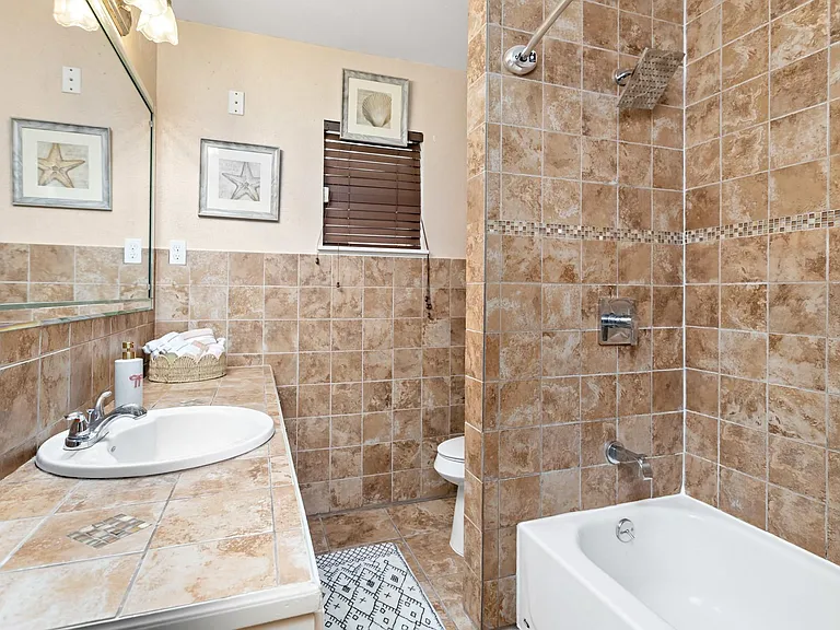 340 Maxwell Dr — Photo 14