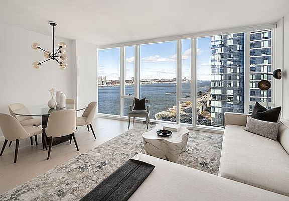 3rd image of 675 W 59th St #2602