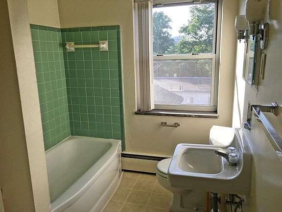 5th image of 415 S Atherton St #C2