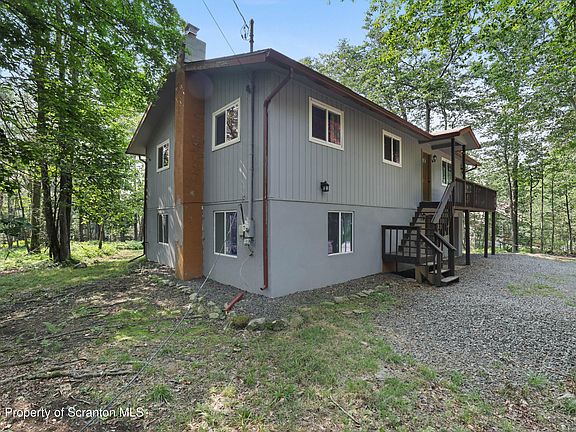 4th image of 19 Conservancy Ct