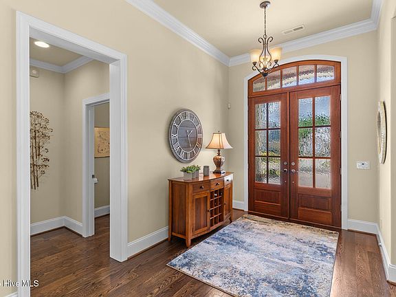3rd image of 5090 Stoney Point Drive
