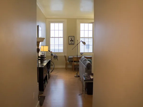 1 E Chase St, Baltimore, MD