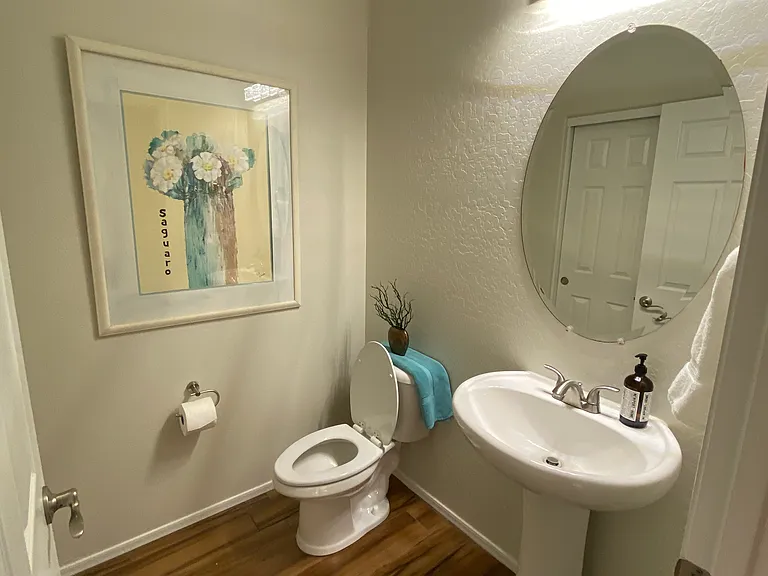 6906 S 78th Dr — Photo 14