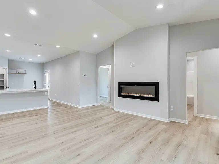 Cypress Glen — Photo 14