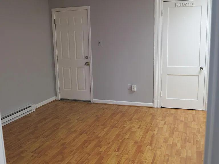 1909 Chestnut St #2 — Photo 13