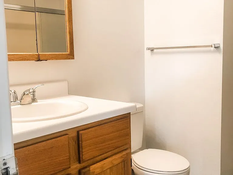 3250 Oneal Cir #L27 — Photo 7