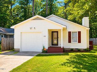 524 Crooked Creek Ct, Fayetteville, NC 28301