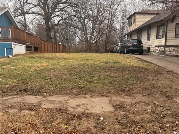 7205 Bellefontaine Ave, Kansas City, MO 64132