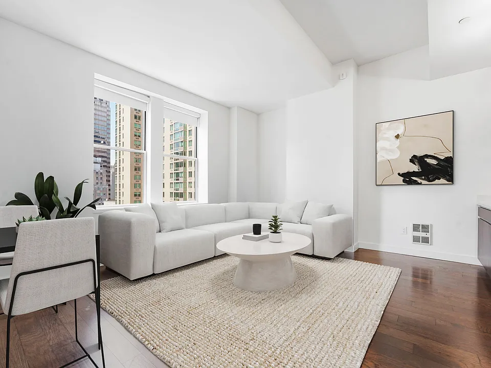 116 John St #3109