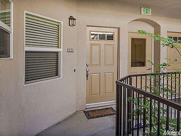 3rd image of 1100 Moon Cir Unit 1122