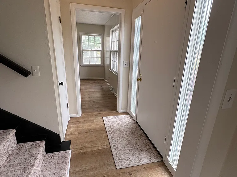 1101 E Denker St — Photo 3