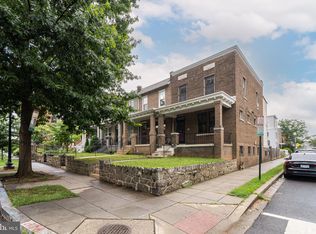 932 14th St SE, Washington, DC 20003