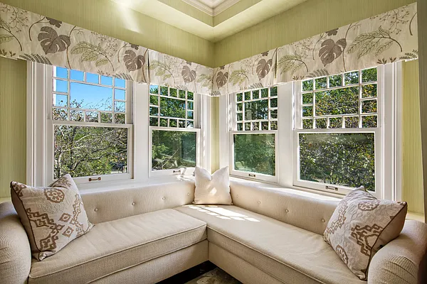 Sold by Compass | media 12