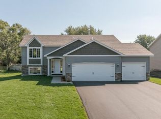 13238 9th Ave S, Zimmerman, MN 55398
