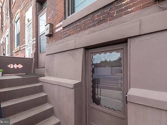 3rd image of 1928 E Lehigh Ave