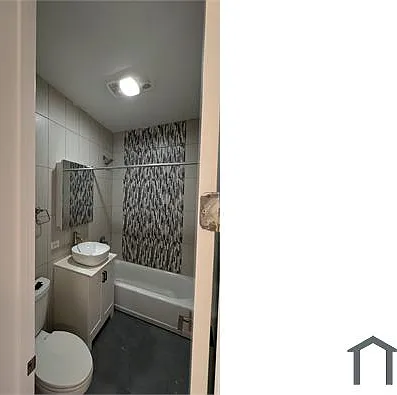 1128 Boynton Ave #2R — Photo 12