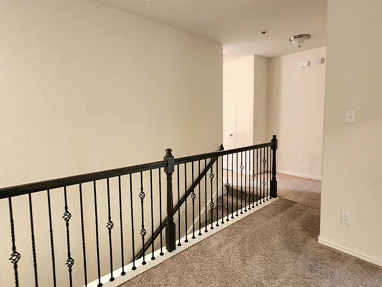 4816 Bridgewater St — Photo 11