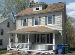 111 Walnut St, Manchester, CT 06040