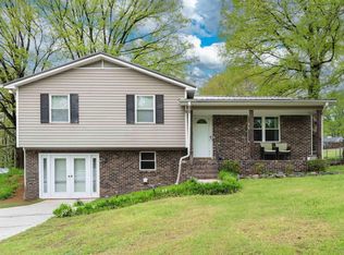 4024 Carwyle Rd, Pinson, AL 35126