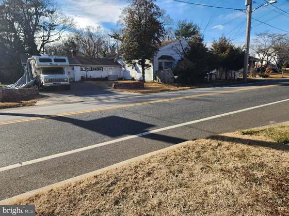1649 Cooper St, Deptford, NJ 08096
