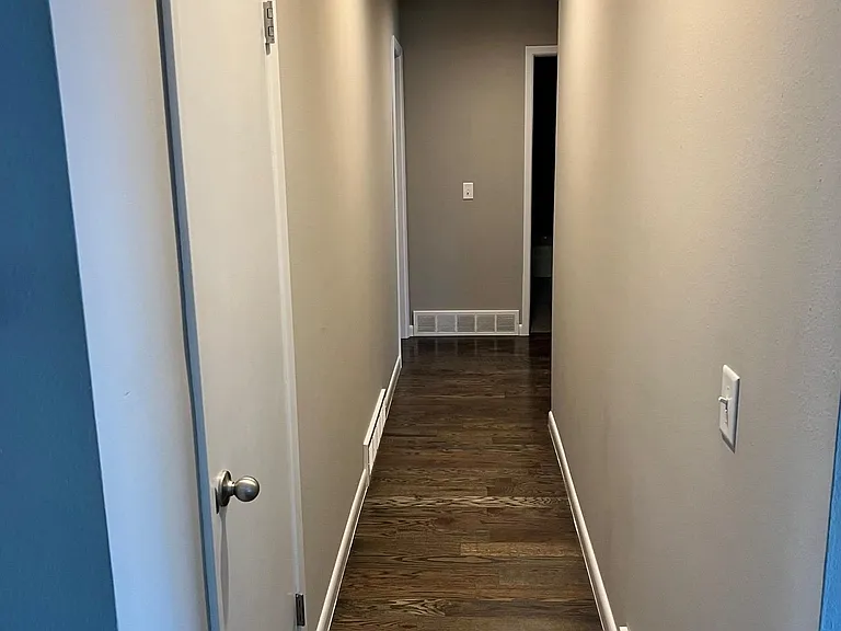 Hallway to bedrooms