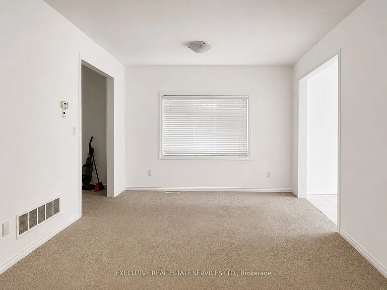 129 Seeley Ave — Photo 19