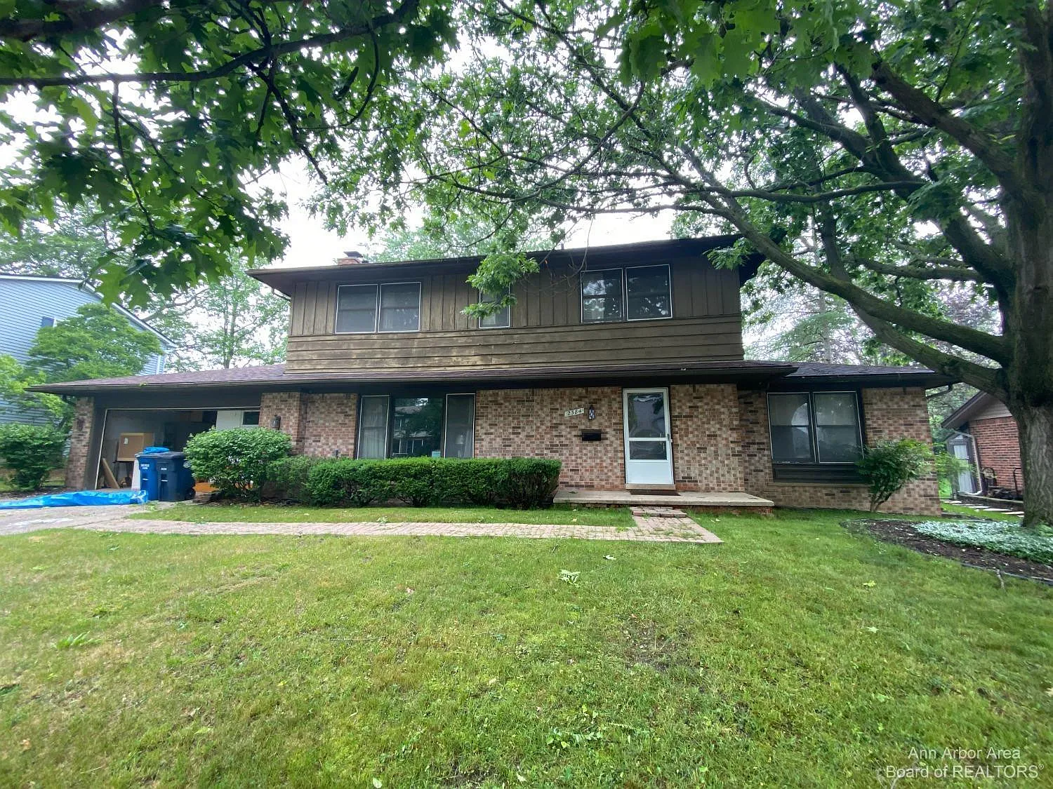 2384 Dundee Dr photo 1