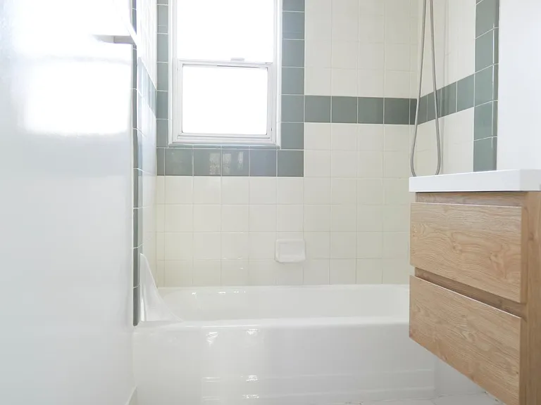3700 Inglewood Blvd #7 — Photo 17