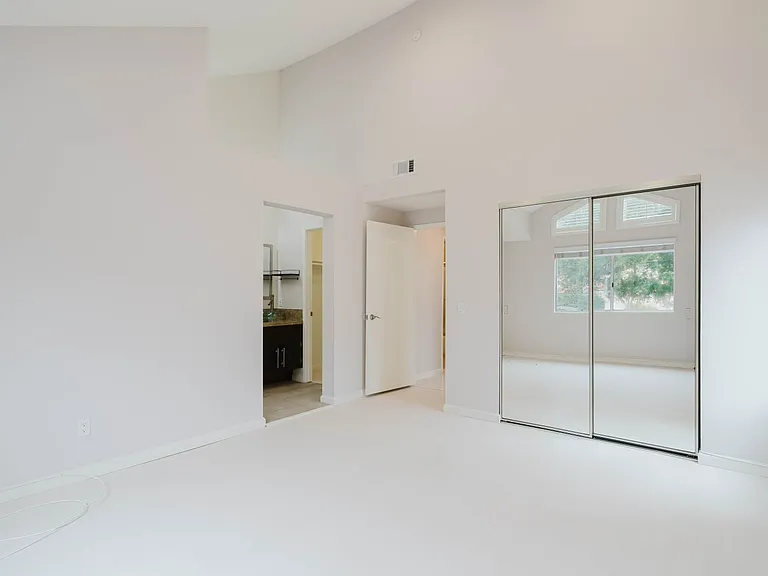 6301 Honolulu Ave #50 — Photo 25