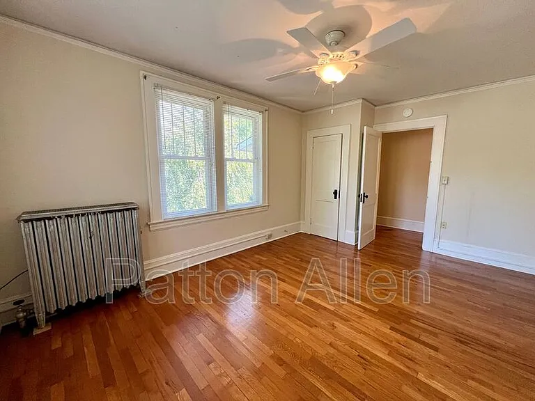 19 Saluda St #4 — Photo 14
